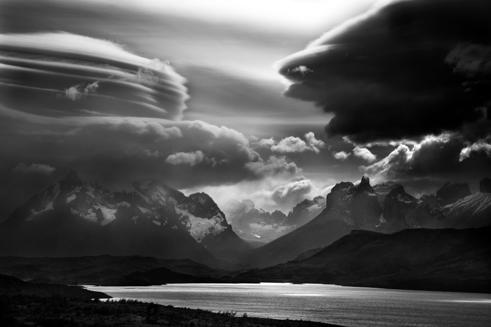Shark Cloud (Patagonia & Atacama)